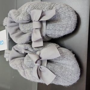 Carter's Baby booties unisex size 0-6 months New